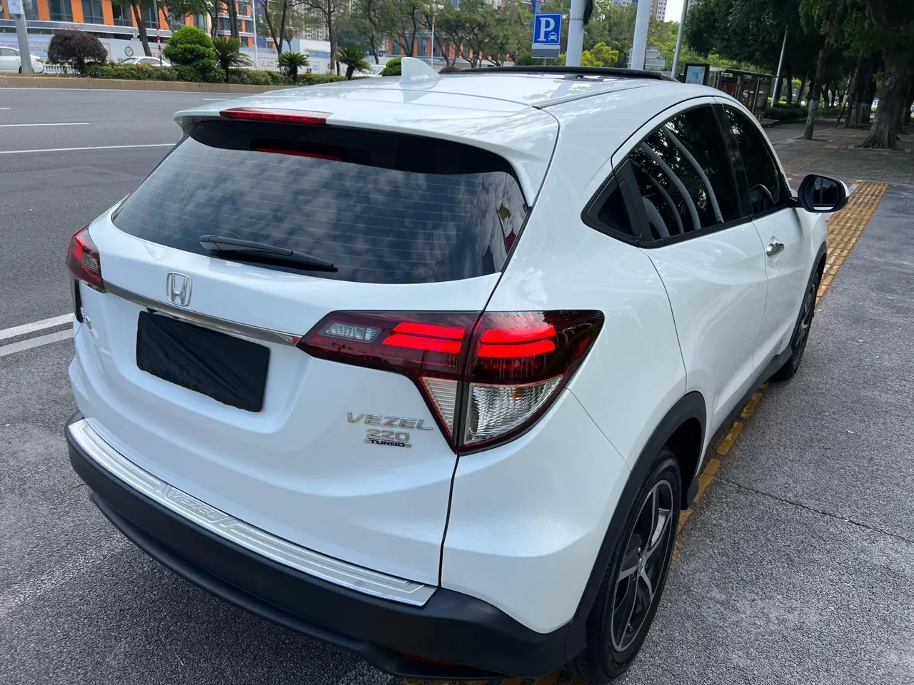 Honda 2020 Binzhi 1.5T Stepless 220TURBO Deluxe Automatic Gear 5