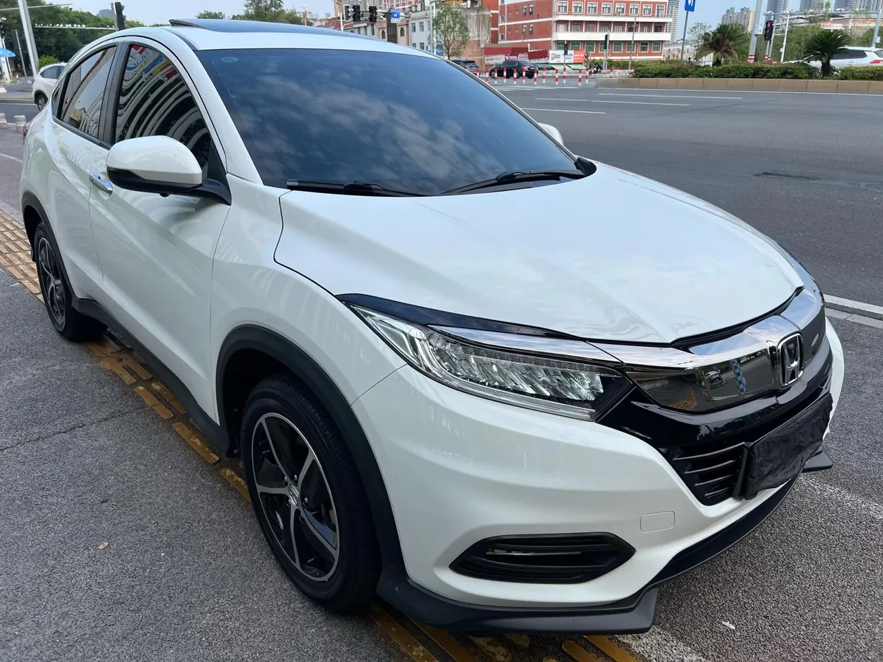Honda 2020 Binzhi 1.5T Stepless 220TURBO Deluxe Automatic Gear 6