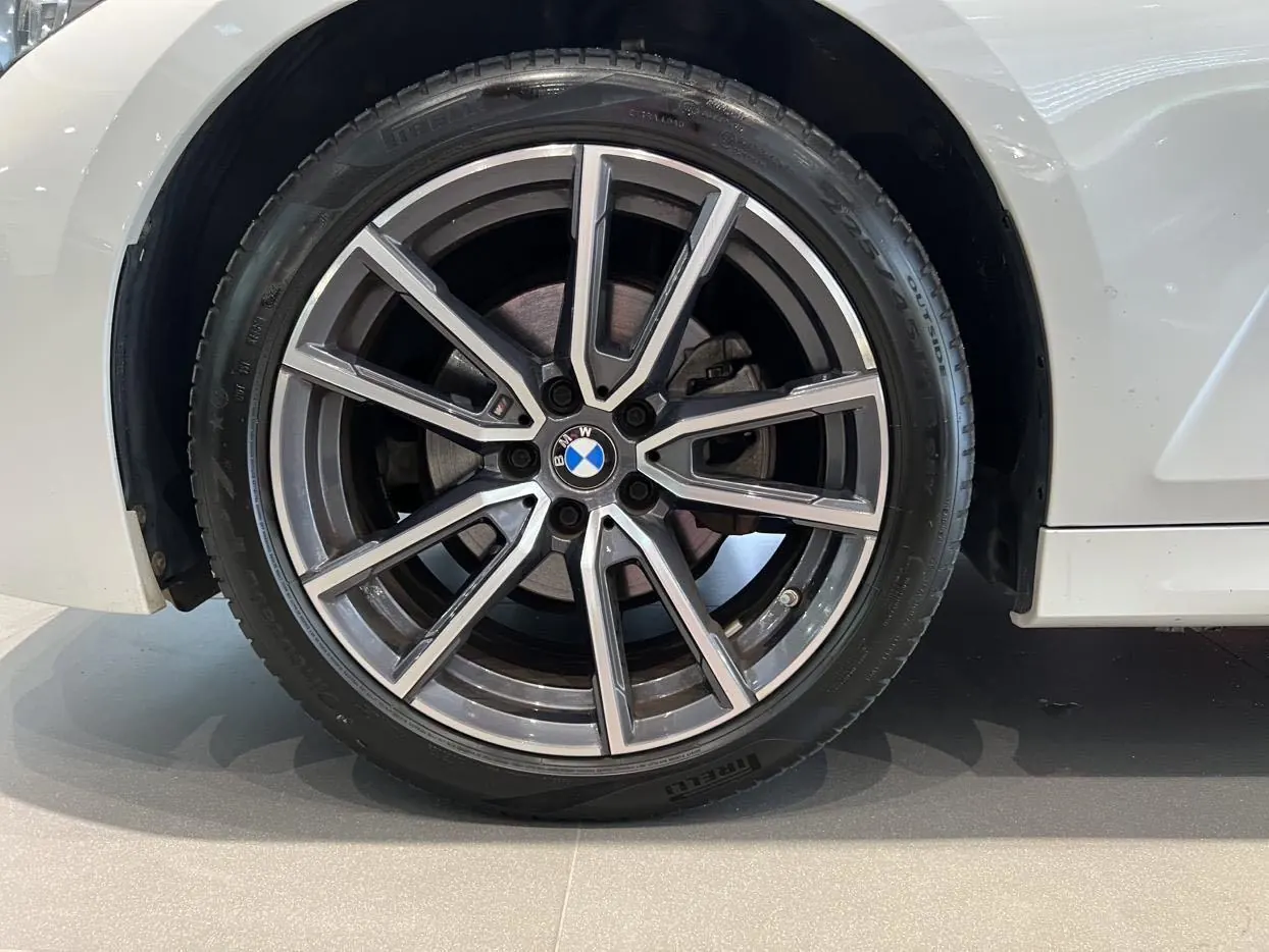 BMW 3 Series 2023 320Li 2.0T M Sports Suit Automatic Gear 21
