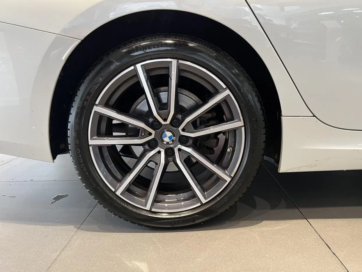 BMW 3 Series 2023 320Li 2.0T M Sports Suit Automatic Gear 22