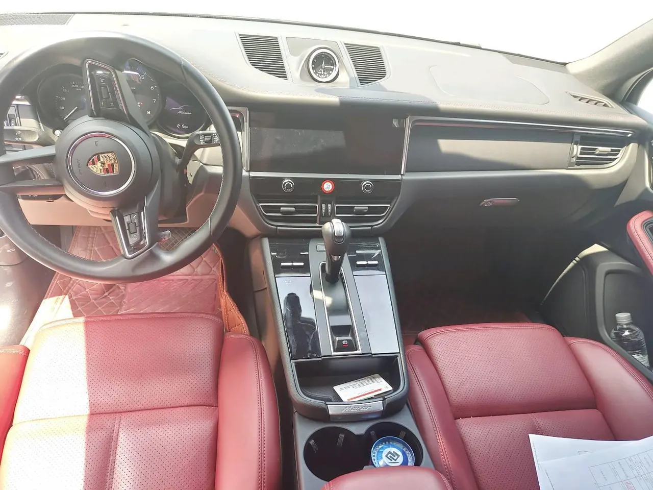 Porsche Macan (Imported) 2023 Macan 2.0T Automatic Gear 3
