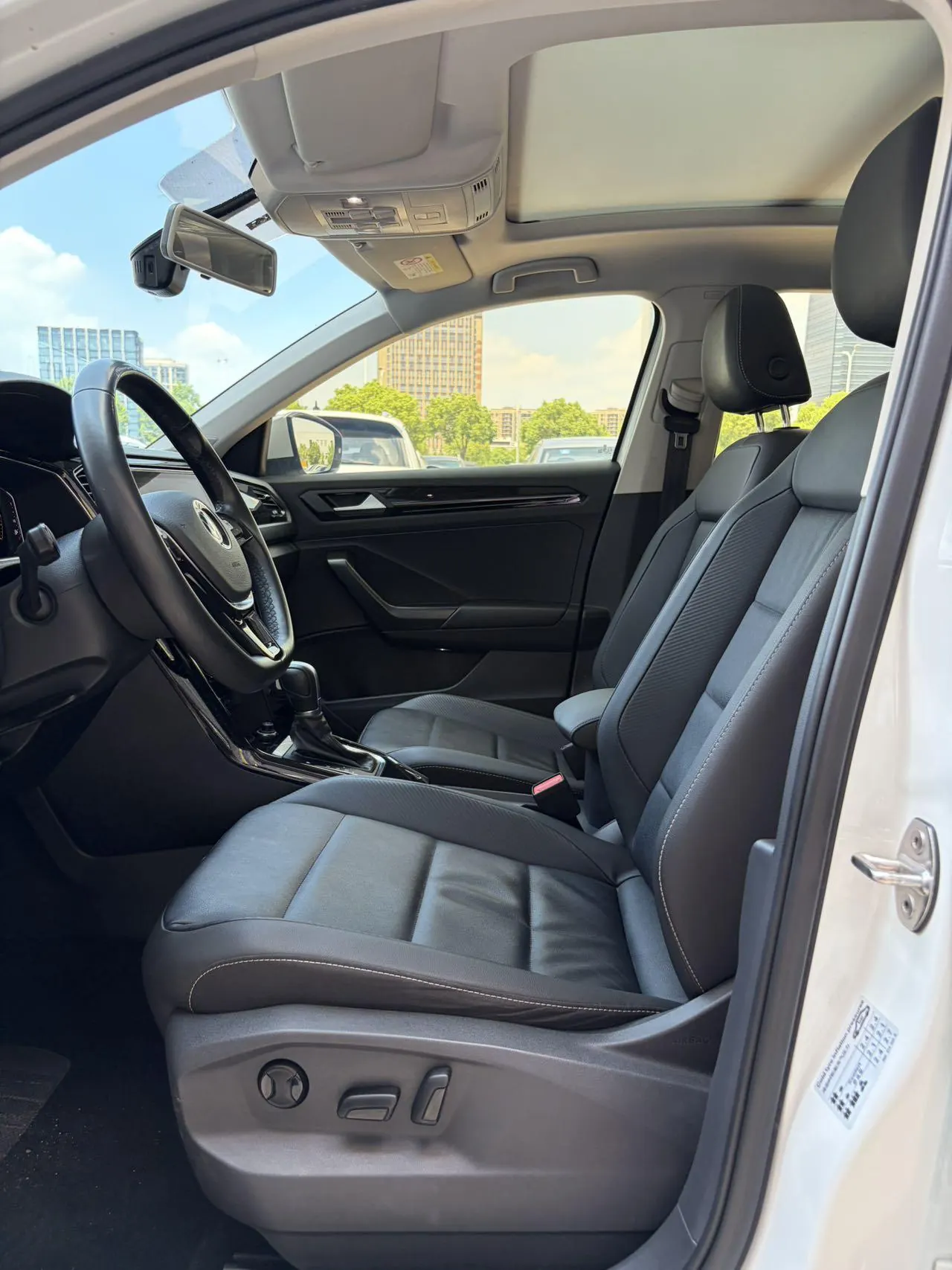 Volkswagen 2022 Tange 1.4TSI 280TSI Two-Drive Comfortable PLUS Automatic Gear 6