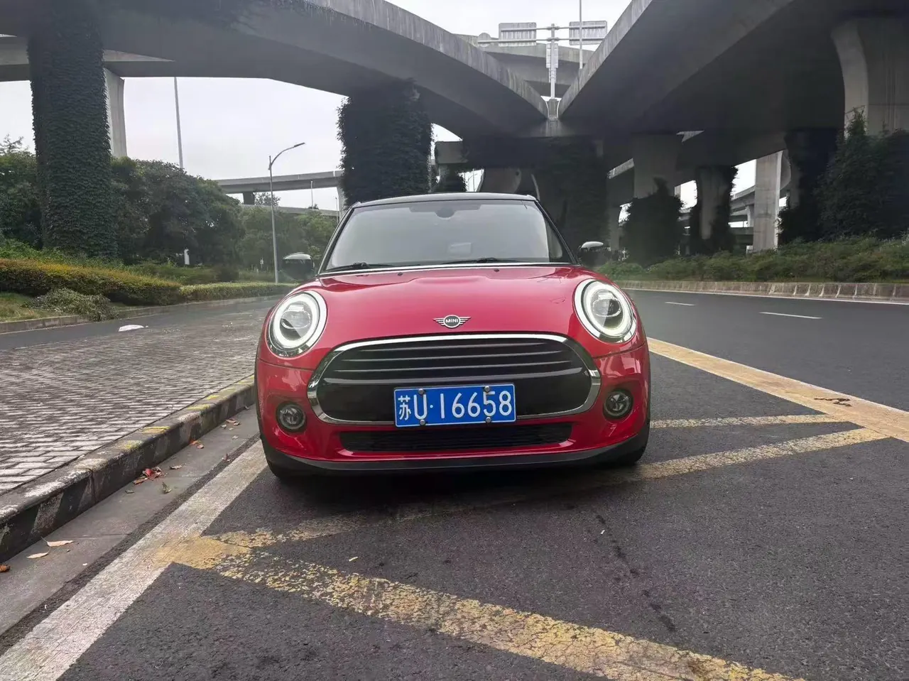 MINI Mini 5-Door (Imported) 2020 Mini Cooper 1.5T Classic Auto 3