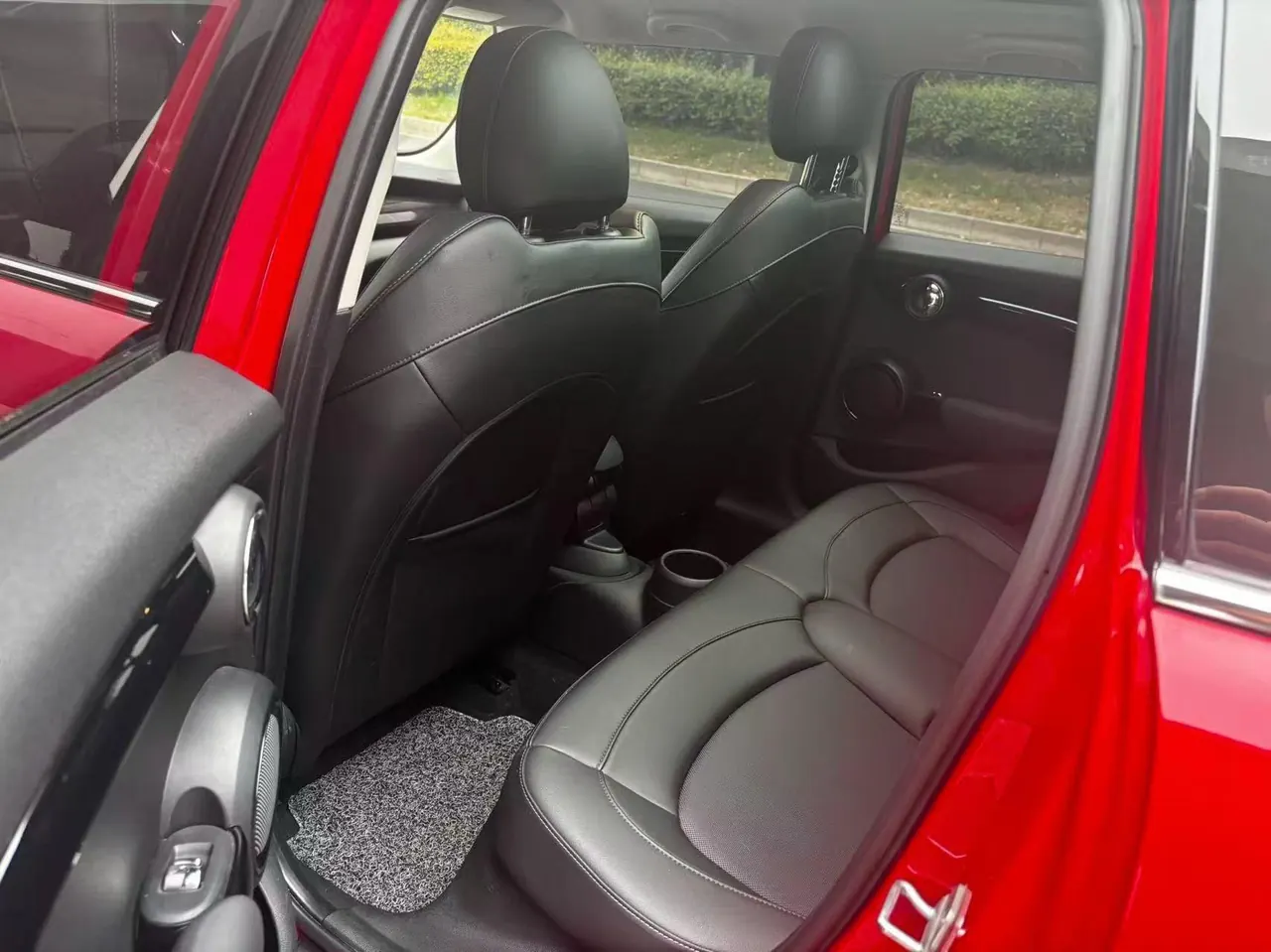 MINI Mini 5-Door (Imported) 2020 Mini Cooper 1.5T Classic Auto 6