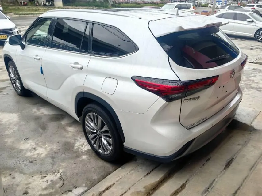 Toyota 2022 Highlander 2.0T 380T 4-wheel drive premium version 7-seat automatic gear 2