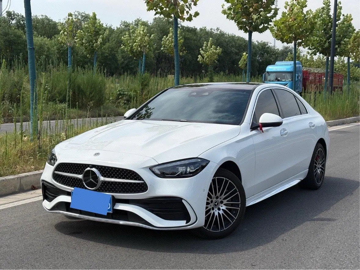 打开图片灯箱:Mercedes Benz Class C 2026 C 260 L 48V 2.0T Sports Edition Automatic Gear