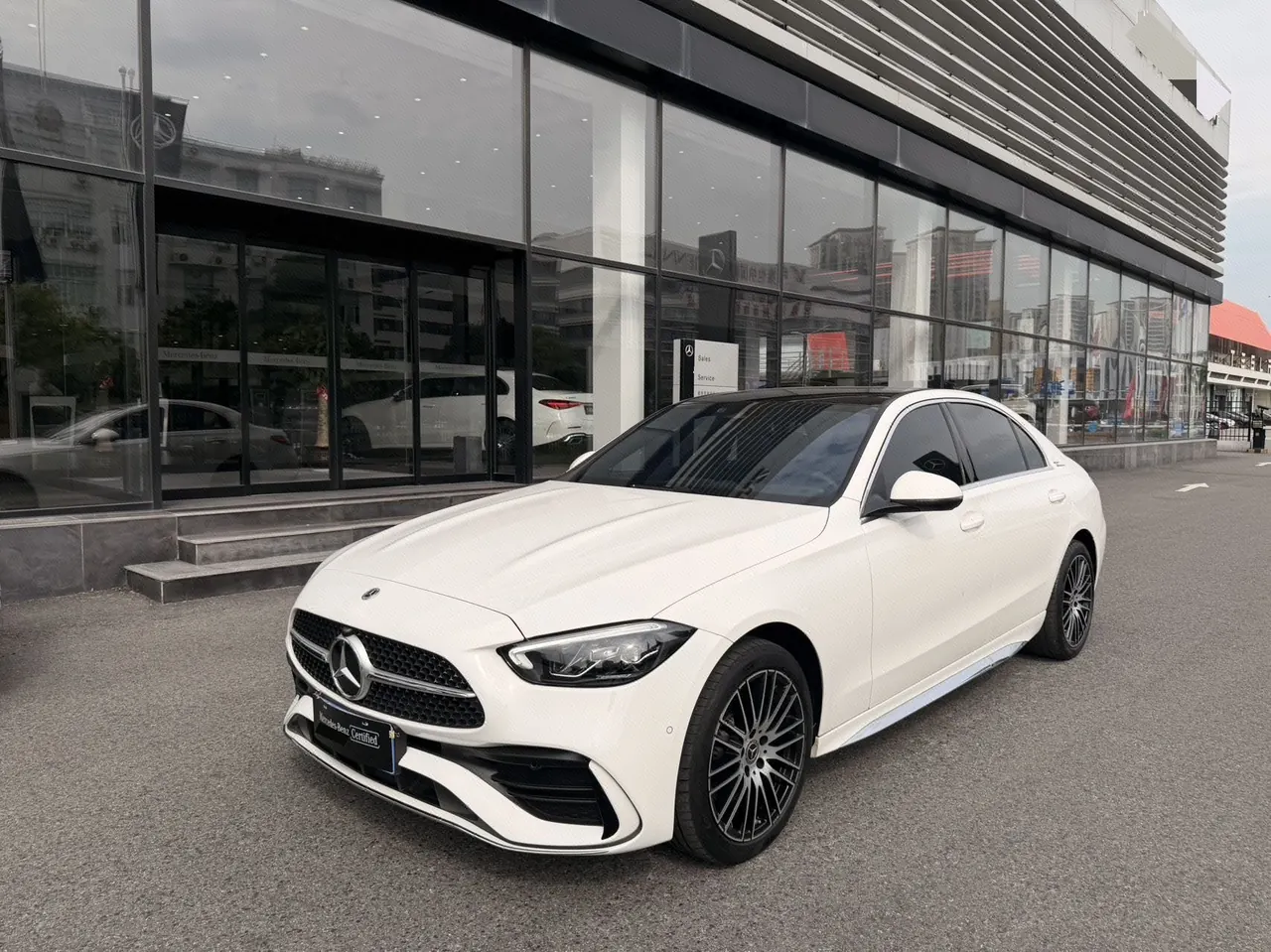 打开图片灯箱:Mercedes Benz Class C 2024 C 260 L 48V 1.5T Sports Edition (Modified 3) Automatic Gear