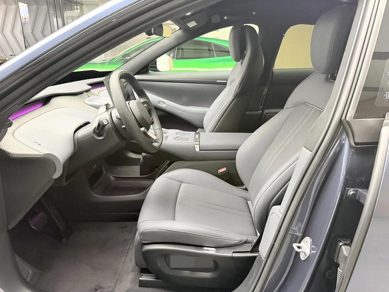 MI 2025 YU7 Long Endurance High Performance Four-wheel Drive Max Edition Automatic Gear 2