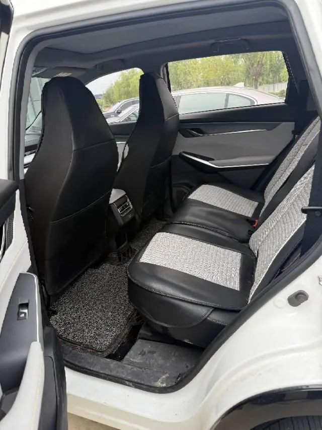 ChangAn 2023 CS75 PLUS 1.5T Prestige Automatic 3