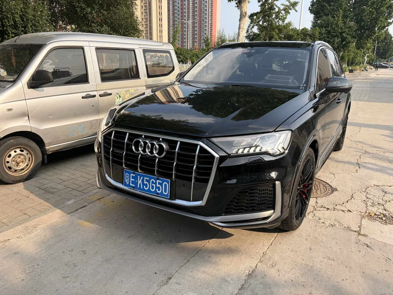 Open image lightbox: Audi Q7 (Imported) 2023 Q7 48V 3.0TFSI 55TFSI Quattro S line Sports Automatic