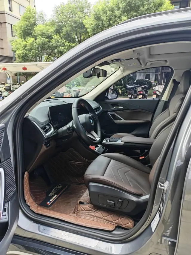BMW 2024 X1 sDrive20Li 1.5T X design set automatic gear 2