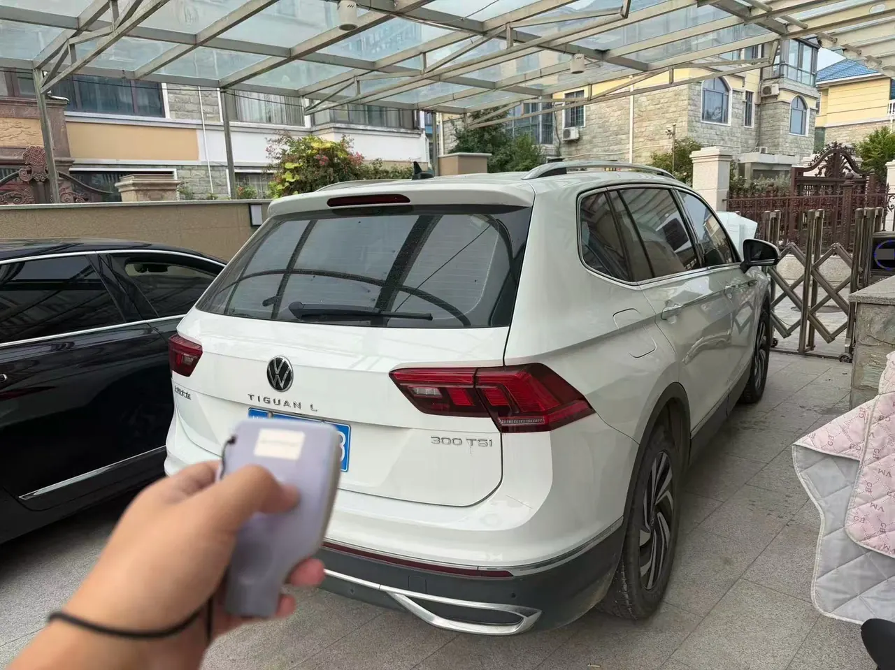 Volkswagen 2023 Tiguan L 1.5TSI 300TSI Two-Drive Smart Edition Automatic Gear 3