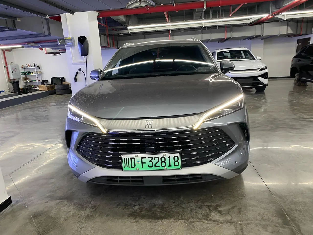 BYD 2025 Song L DM-i 1.5 Stepless Smart Driving Edition 160km Exceed Automatic Transmission 3