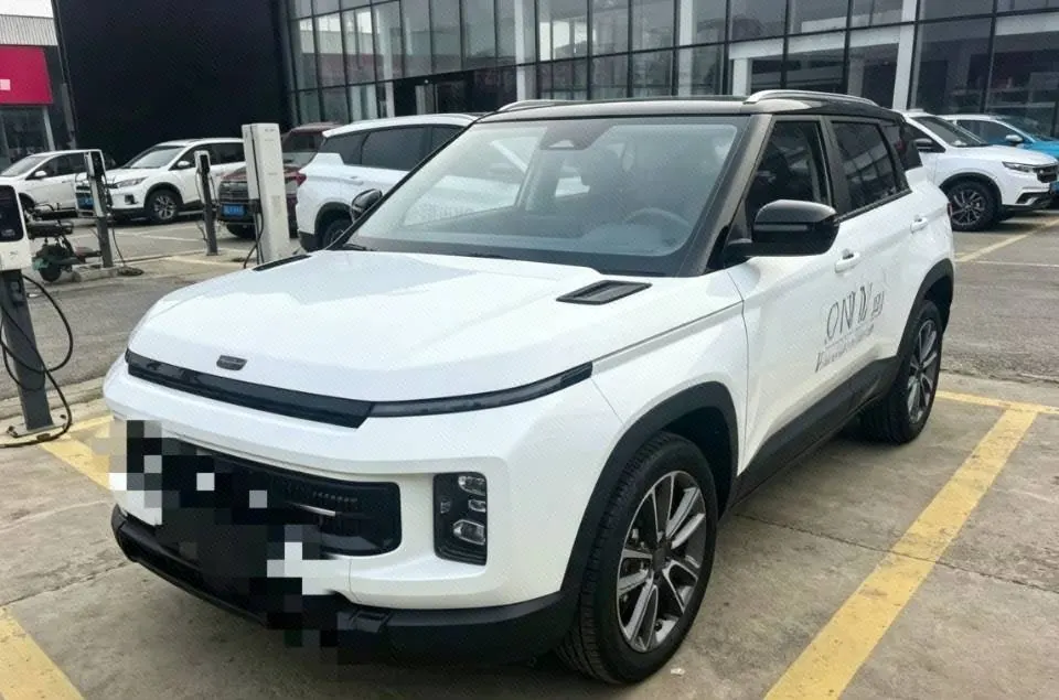 Open image lightbox: Geely 2026 model Icon 1.5TD Chocolate Elegant Edition, automatic transmission
