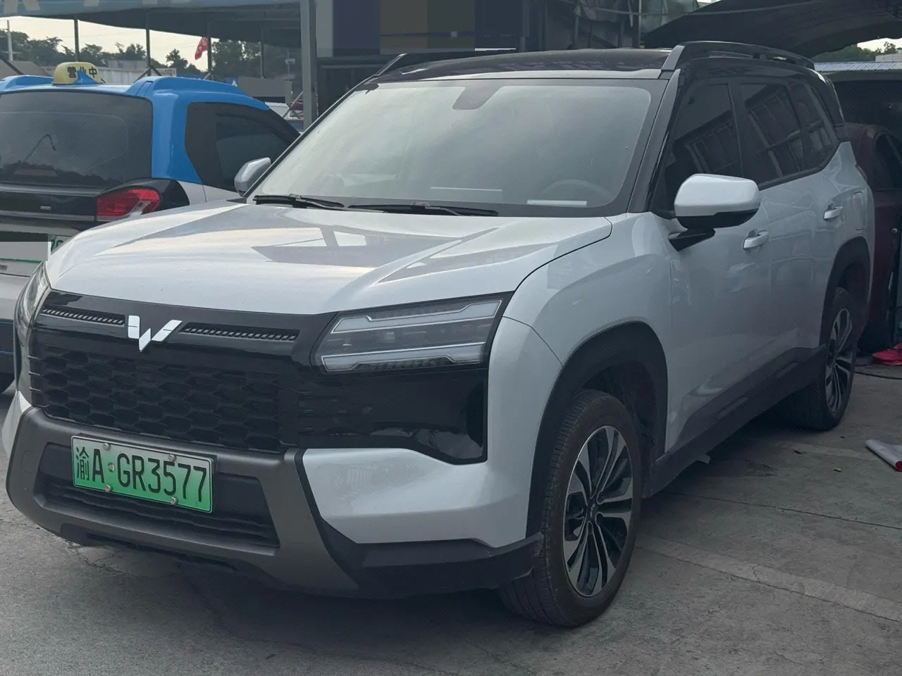 打开图片灯箱:WuLing 2026 Starlight 560 1.5 Stepless 125km Luxury Automatic Transmission