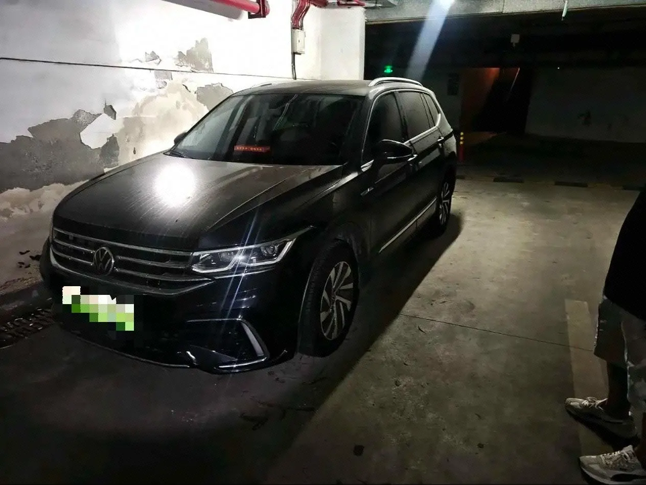 Volkswagen Tiguan L New Energy 2022 Tiguan L PHEV 1.4T 430 Flagship Automatic Gear - View 1