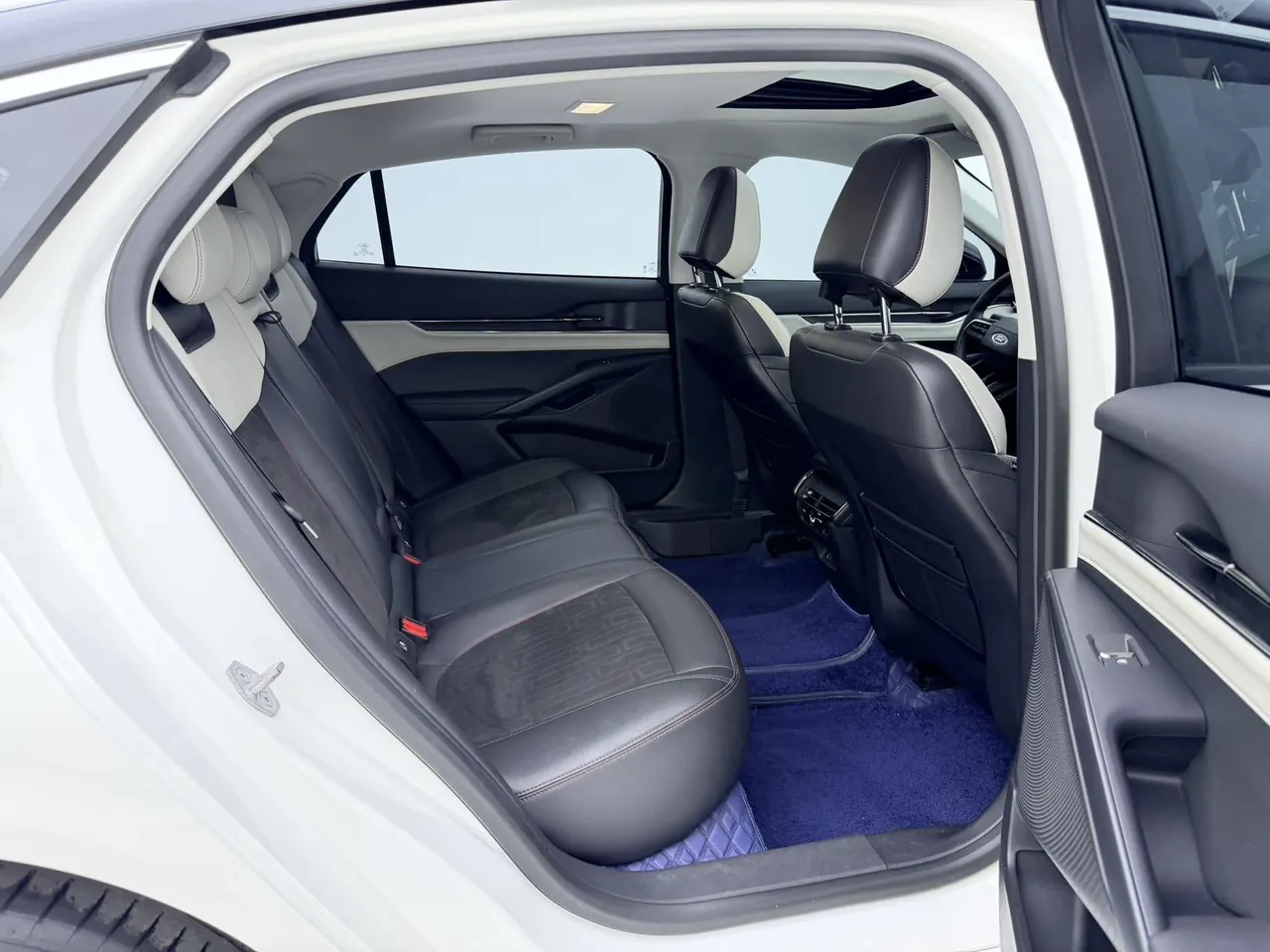 Ford 2022 Mondeo 2.0T EcoBoost 245 Luxury (Modified) Automatic Gear 14
