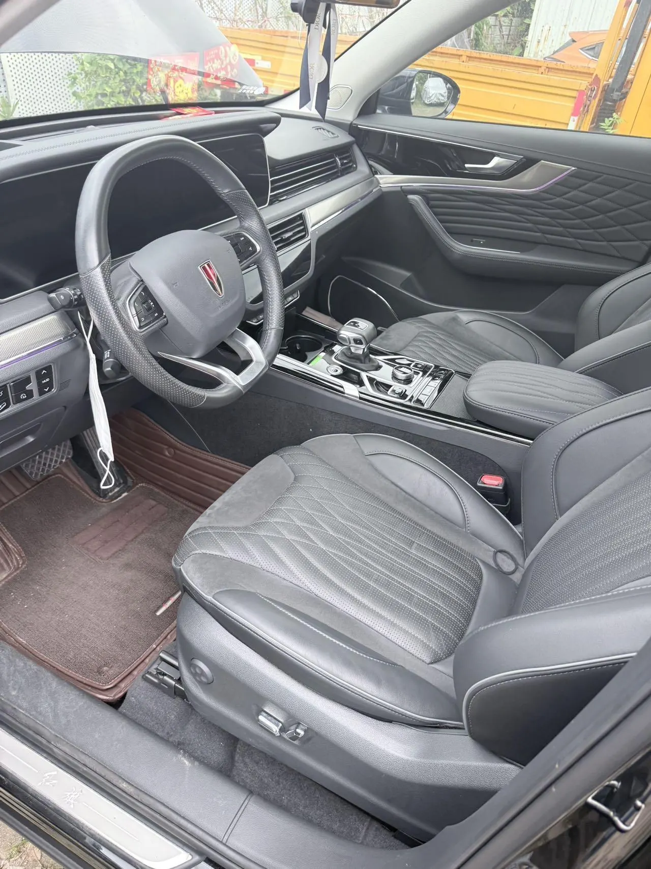 HongQi 2022 HS5 2.0T Zhilian Flag Edition Automatic Gear 4