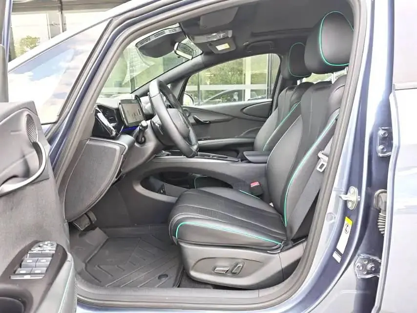 BYD 2025 Dolphin Smart Driving 410km Fashion Automatic Gear 4