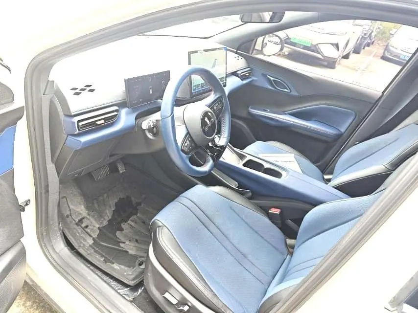 BYD 2025 Seagull Smart Driving Edition 405km Flying Edition Automatic Gear 4