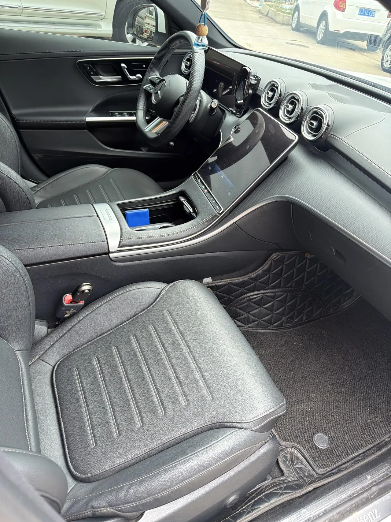 Mercedes Benz Class C 2024 C 260 L 48V 1.5T Sports Edition (Modified 3) Automatic Gear 6