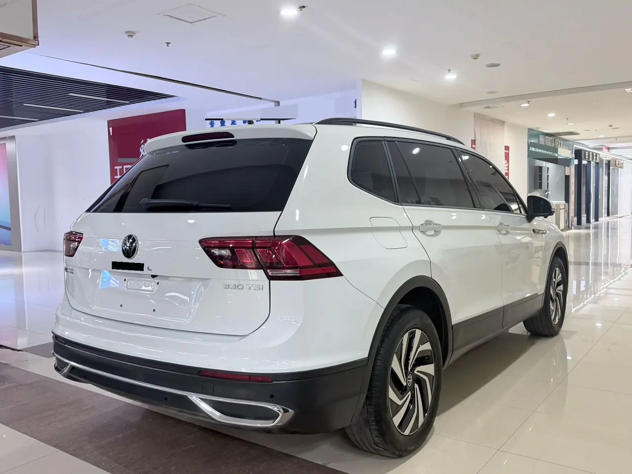 Volkswagen 2022 Tiguan L 2.0TSI 330TSI Two-Drive Comfortable Edition Automatic Gear 9