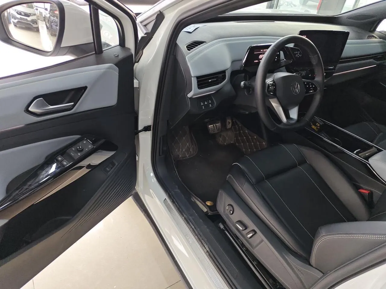 Volkswagen 2024 ID. 4 x Pure Smart Edition, Automatic Transmission 6