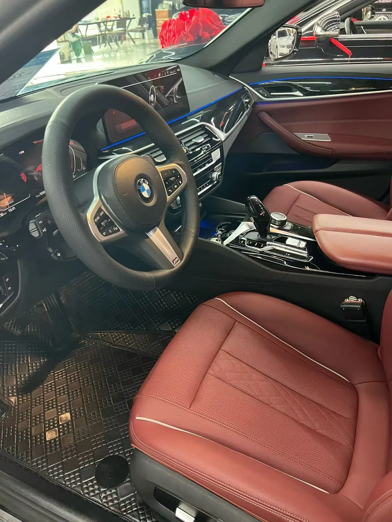 BMW 5 Series 2022 530Li 2.0T Leading M Sports Suit (Change 2) Automatic Gear 6