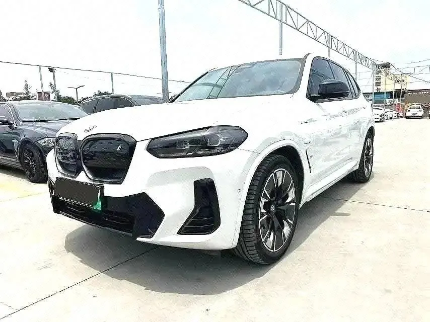 Open image lightbox: BMW 2022 iX3 Creat Collar Automatic