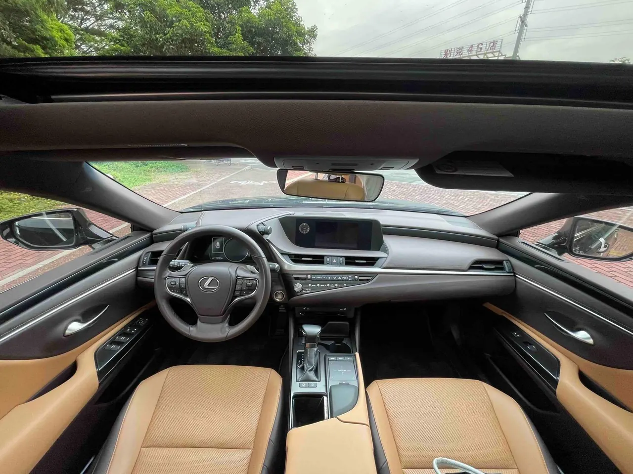 Lexus ES (Imported) 2020 ES200 2.0 Stepless Premium Edition Automatic Gear 5