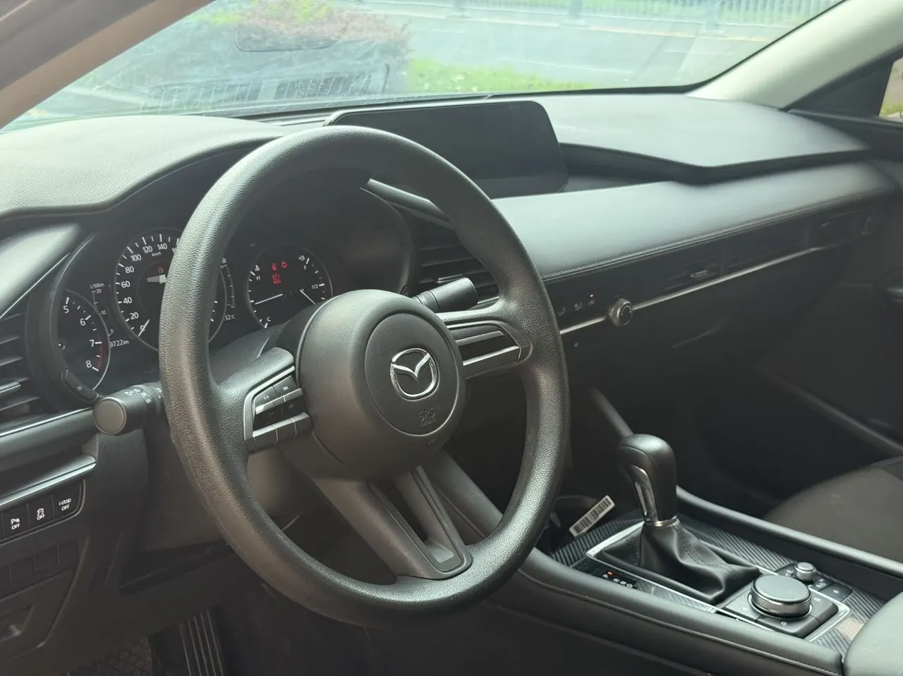 Mazda 3 Angkesaila 2022 Mazda 3 Angkesaila-sedan 2.0 quality automatic transmission 5