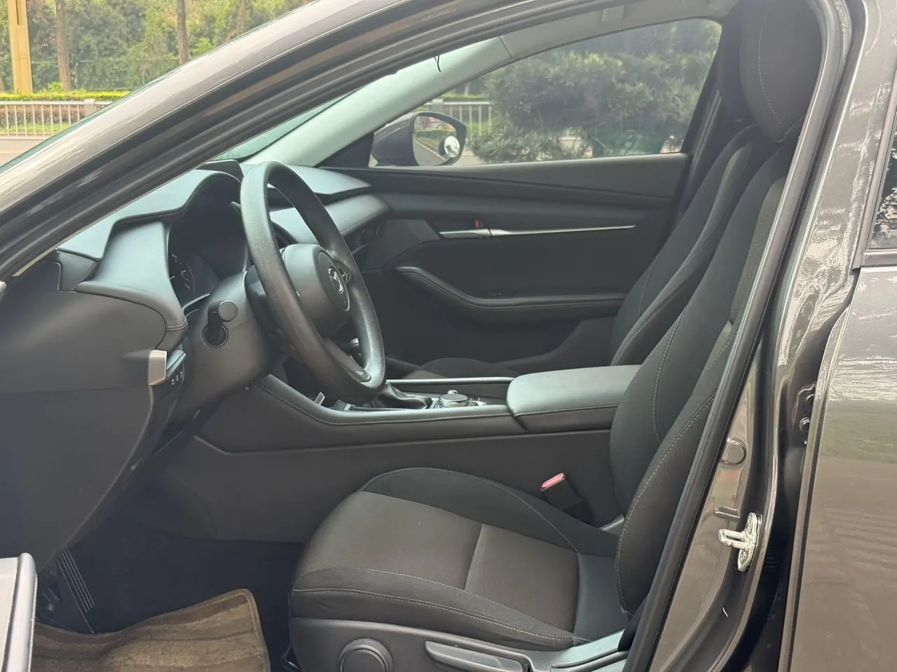 Mazda 3 Angkesaila 2022 Mazda 3 Angkesaila-sedan 2.0 quality automatic transmission 6