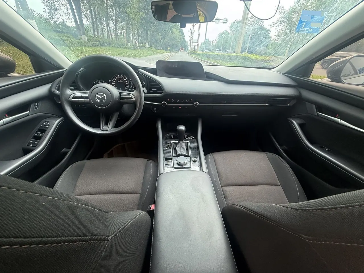 Mazda 3 Angkesaila 2022 Mazda 3 Angkesaila-sedan 2.0 quality automatic transmission 8