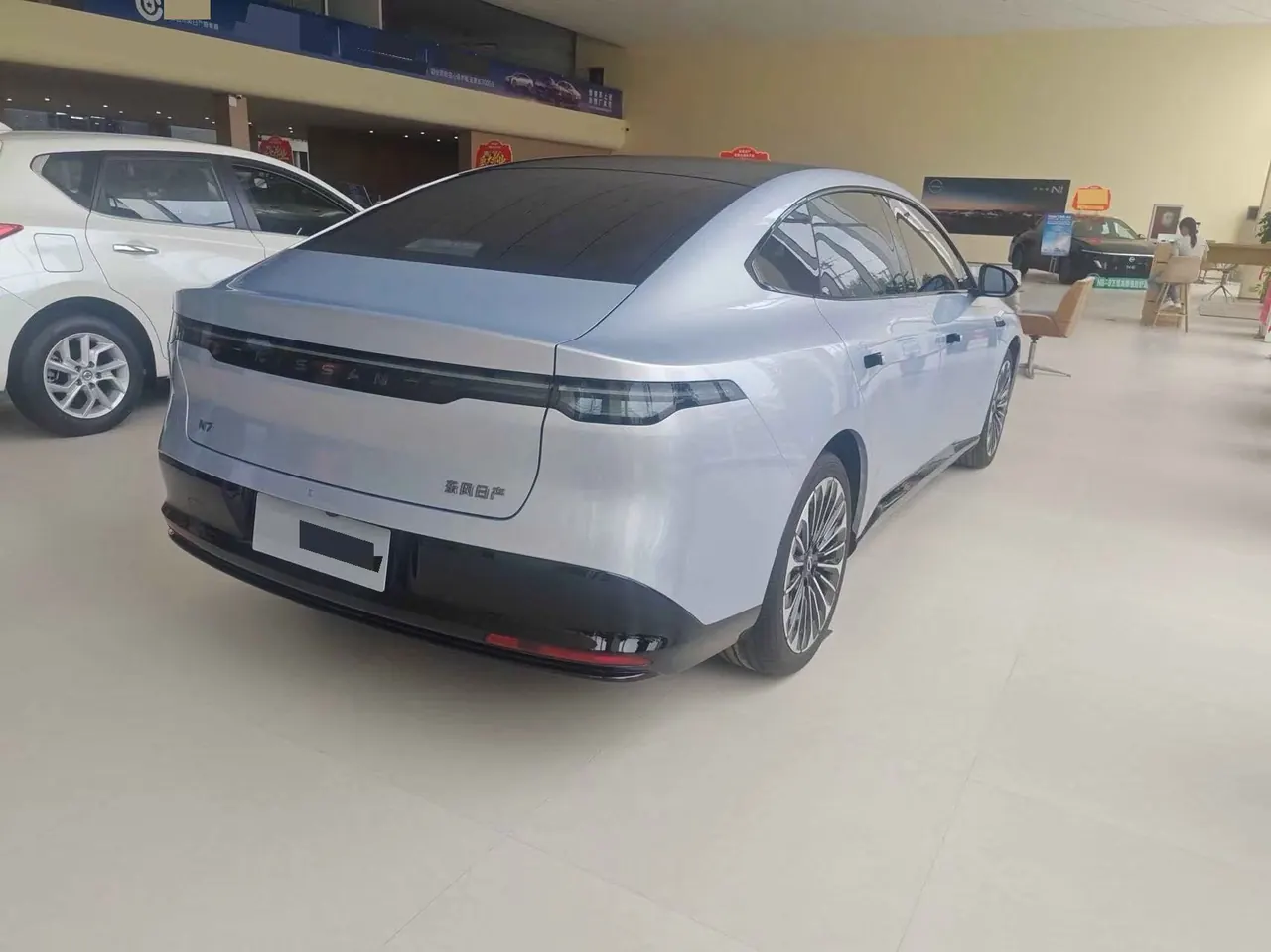 Nissan 2025 N 7 625 Pro automatic gear 3