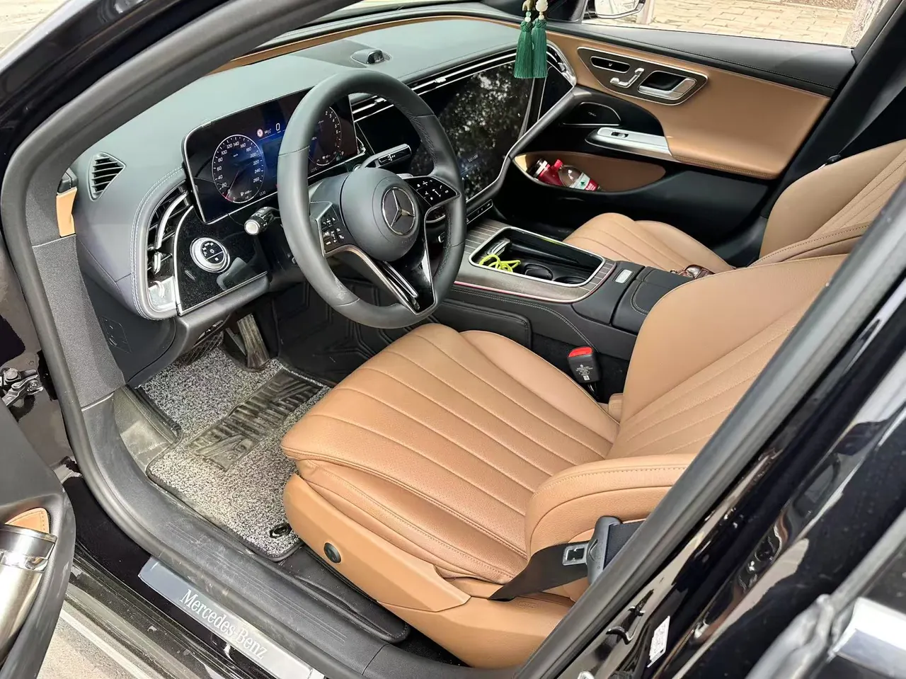 Mercedes Benz Class E New Energy 2024 E 350 e L 2.0T Automatic Gear 2