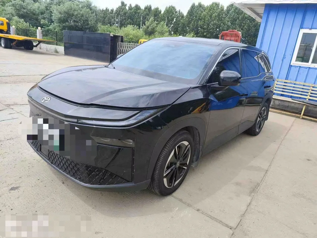 Open image lightbox: Toyota 2025 platinum wisdom 3X 430 Air automatic gear