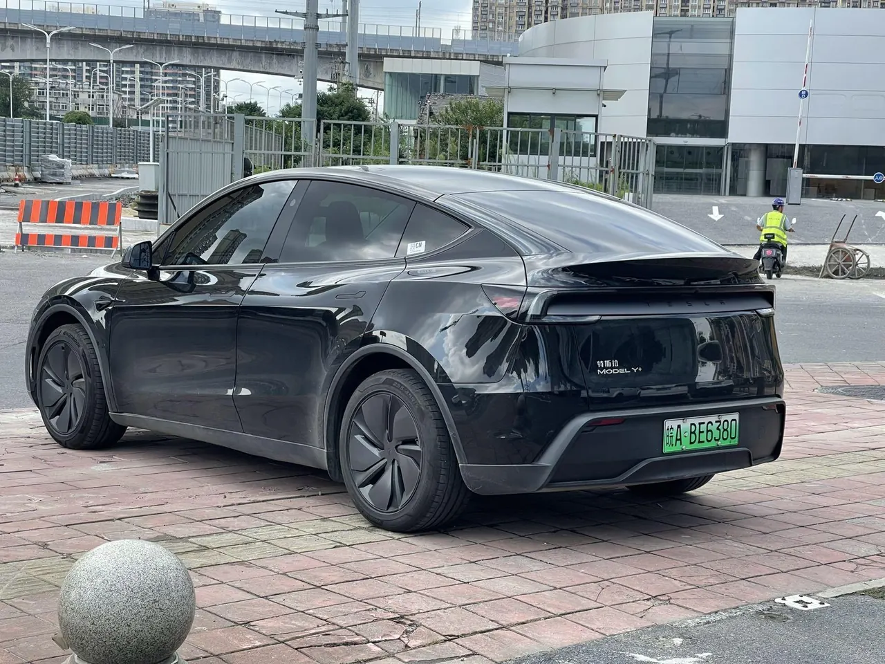 Tesla 2025 Model Y long endurance all-wheel drive version (modified) automatic gear 6