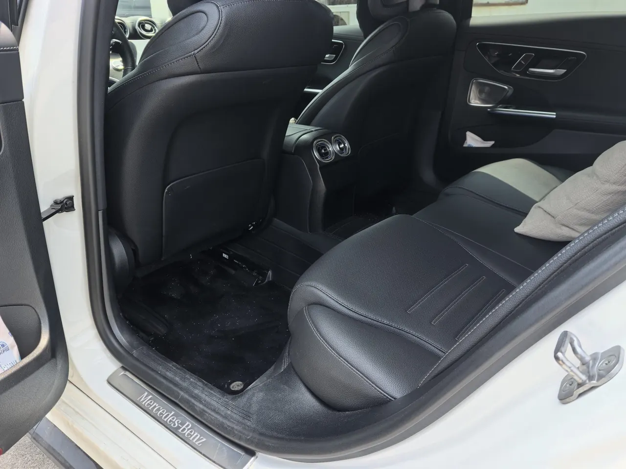 Mercedes Benz Class C 2024 C 260 L 48V 1.5T Hao Night Sports Edition (Modified 3) Automatic Gear 5
