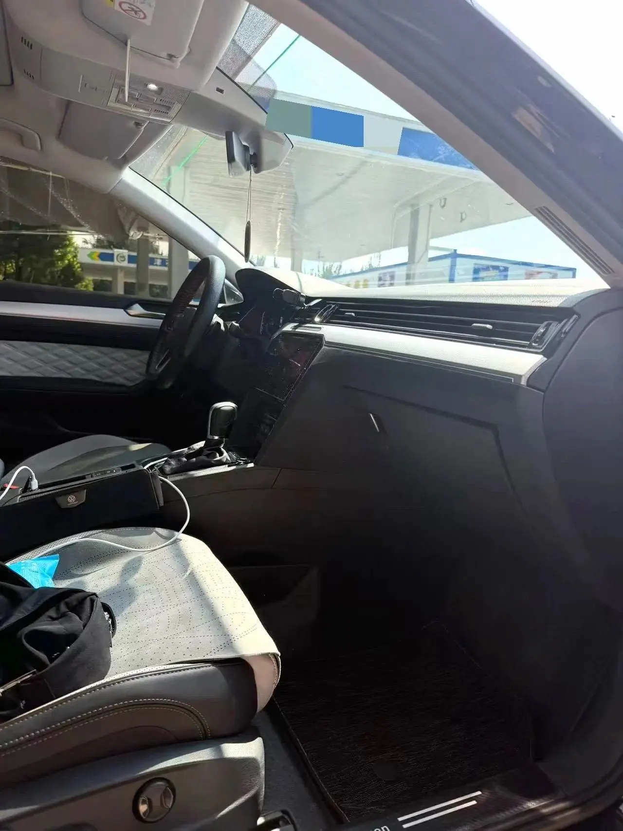 Volkswagen 2025 Magotan 2.0TSI 330TSI 2 million luxury automatic gear 3