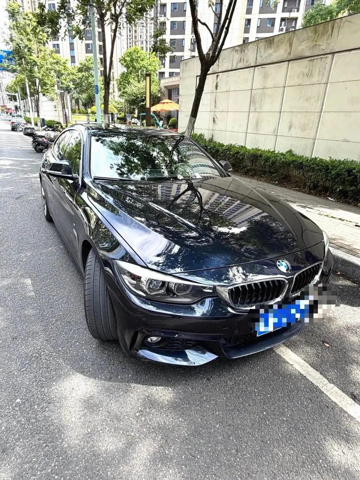 BMW 4 Series (Imported) 2020 425i Four-Door Coupe 2.0T M Sports Suit Automatic Gear 3