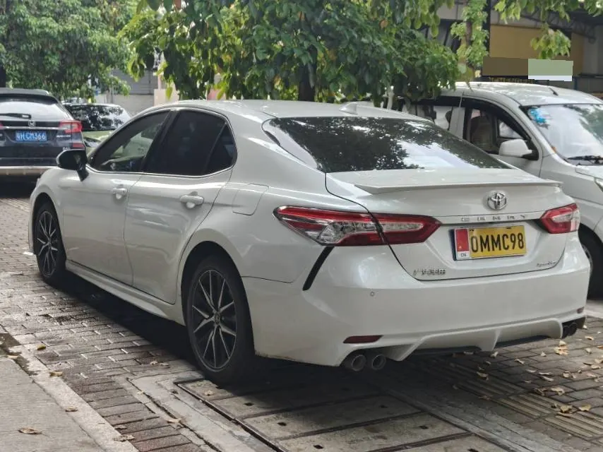 Toyota 2022 Camry 2.0S Stepless Knight Edition Automatic Gear 4