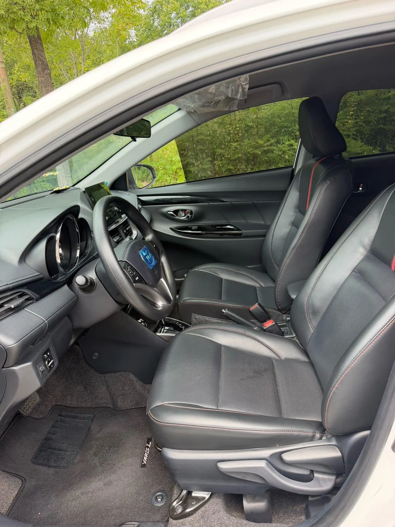 Toyota yaris 2022 YARiS L to dazzle X 1.5 stepless luxury PLUS version of automatic gear 3
