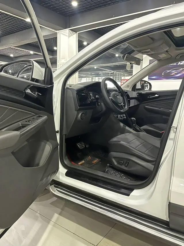 Jetta 2020 Jetta VS7 1.4T Pleasant Automatic Transmission 7