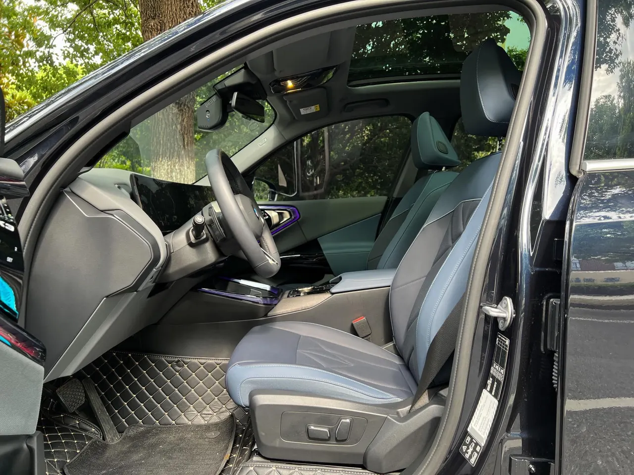 BMW 2025 X3 xDrive30L 2.0T Leading M Sports Suit Automatic Gear 10