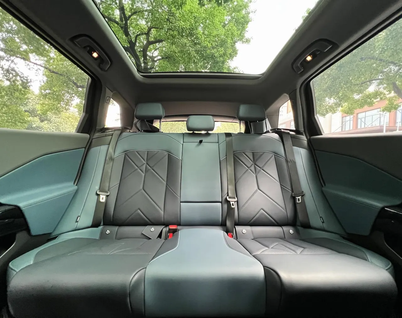 BMW 2025 X3 xDrive30L 2.0T Leading M Sports Suit Automatic Gear 9