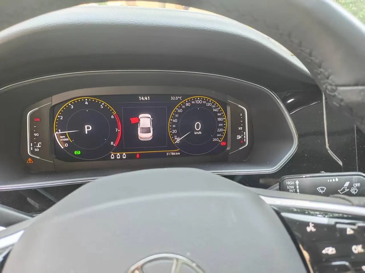 Volkswagen 2022 Passat 2.0TSI 330TSI Elite Edition Automatic 5