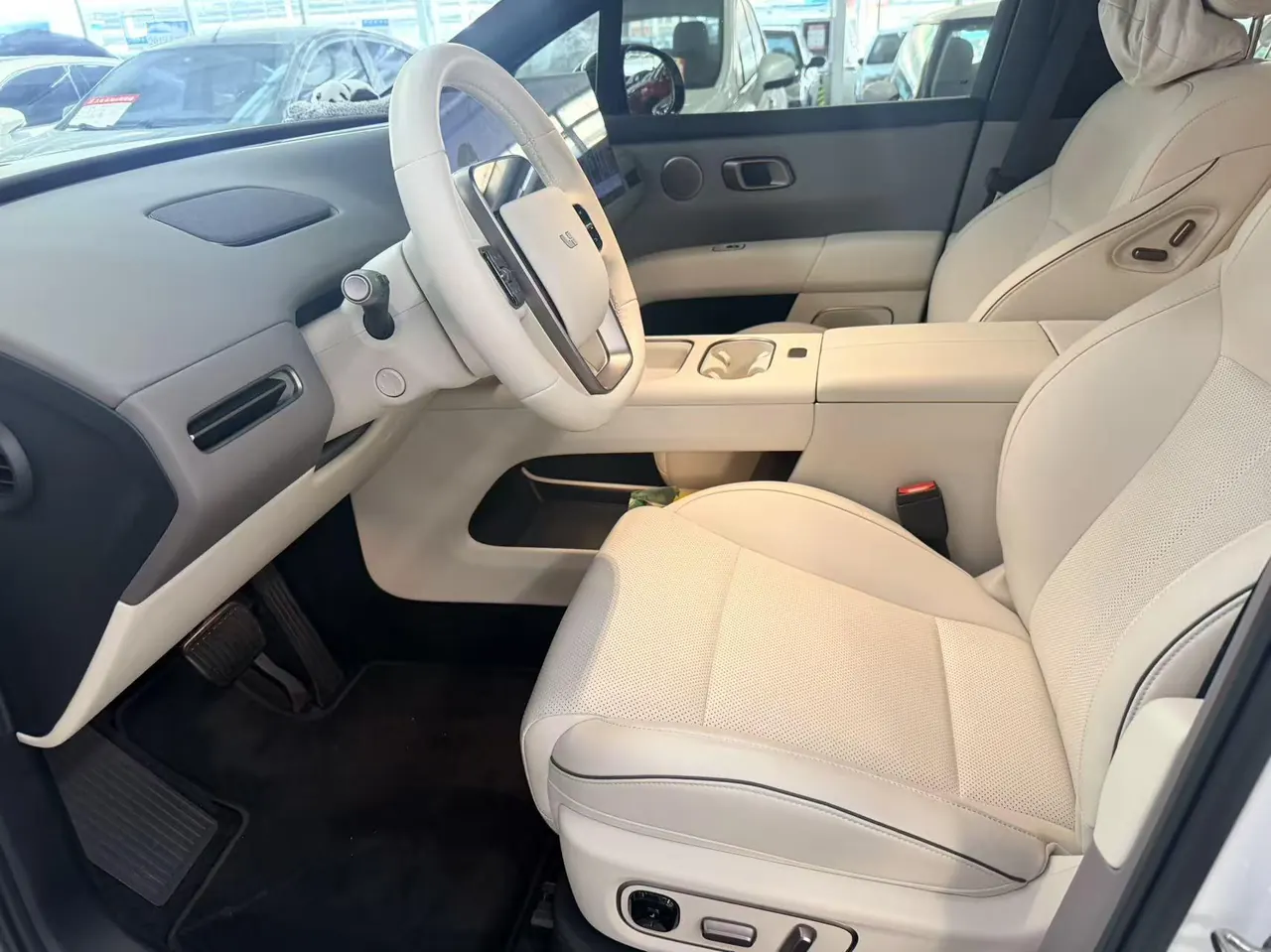 Li 2025 I 300.00g Drive Standard Edition Automatic Gear 4