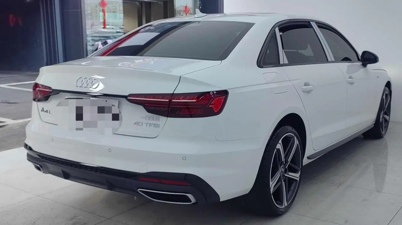 Audi 2024 A4L 2.0TFSI 40TFSI Deluxe Dynamic Automatic 6
