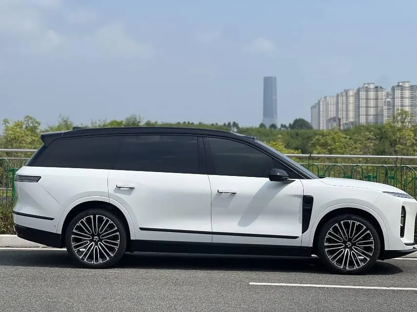 NIO 2026 ES8 6-seat executive deluxe automatic gear 5
