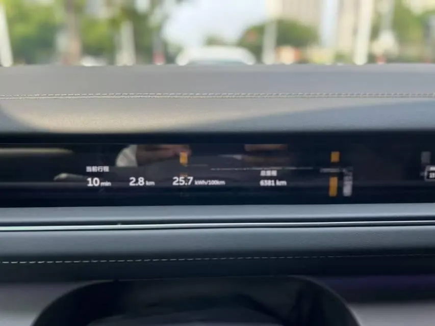 NIO 2026 ES8 6-seat executive deluxe automatic gear 7